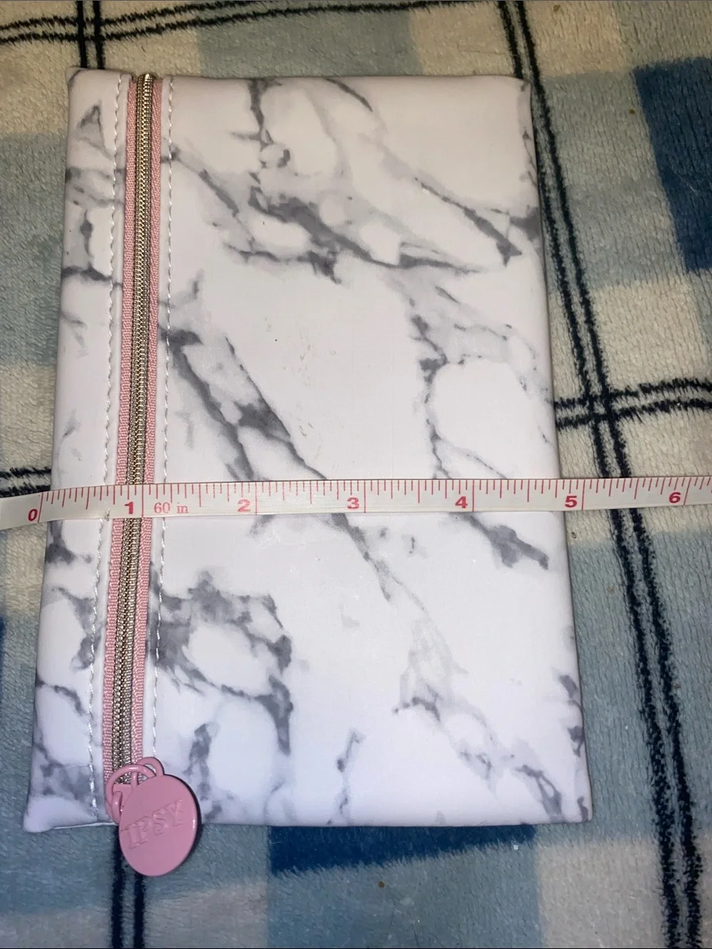 Ipsy Set of 4 White Marble Cosmetic Pouch with Pink Zipper
